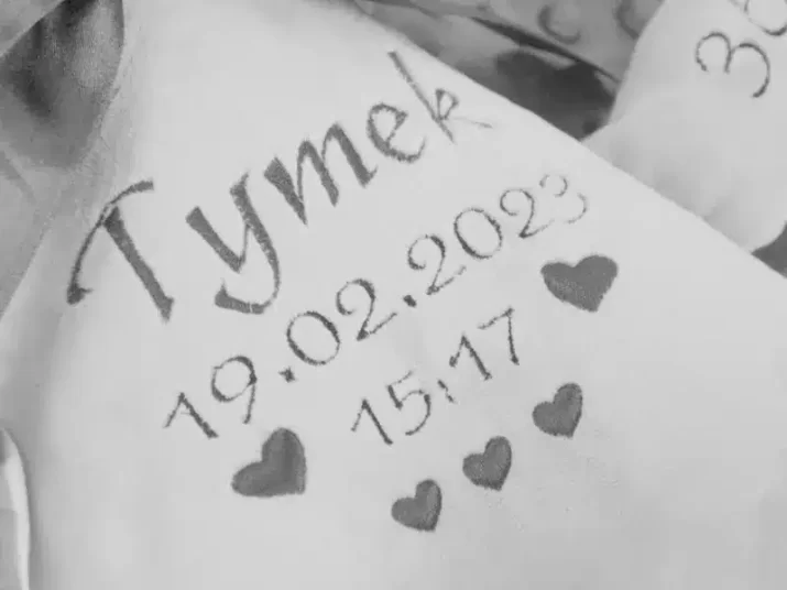 Króliczek maskotka z metryczką HAFT personalizowany Grafit - obrazek 2
