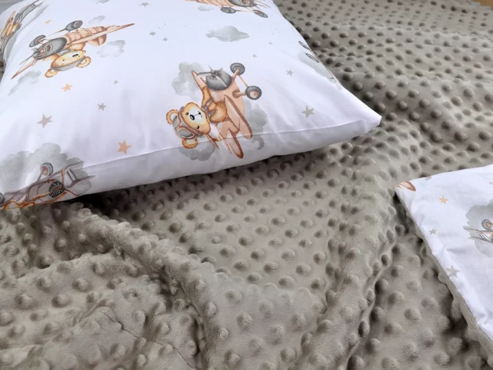 Kocyk  MINKY wzór zimny beż-samolot - obrazek 3